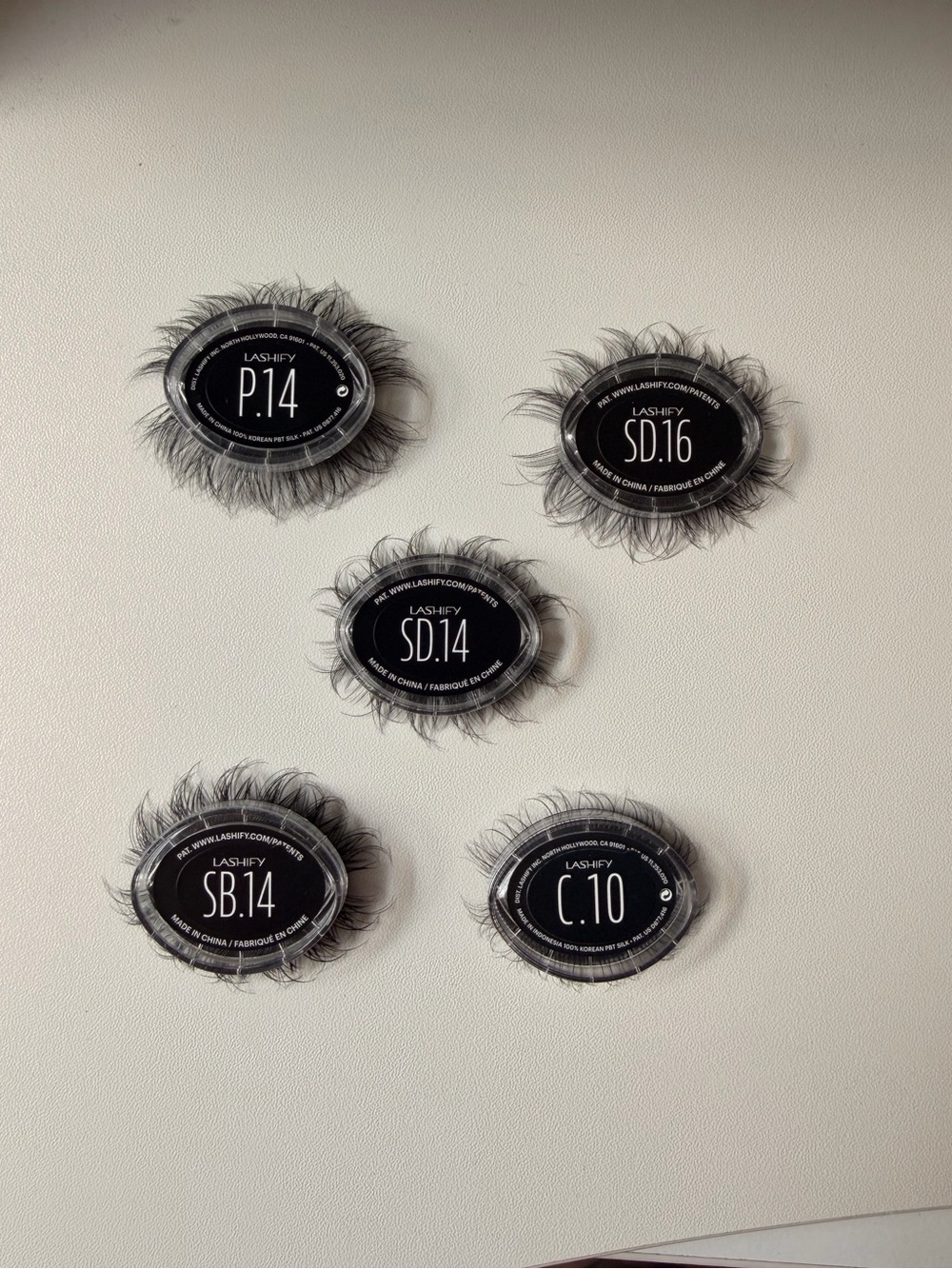 LASHIFY Individual Lash Cluster bundle of 5 with storage case